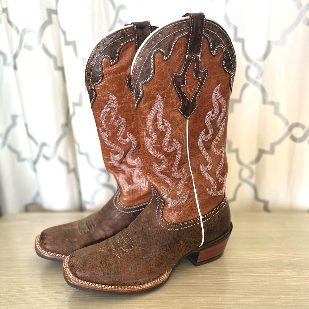 Ariat cowgirl boots